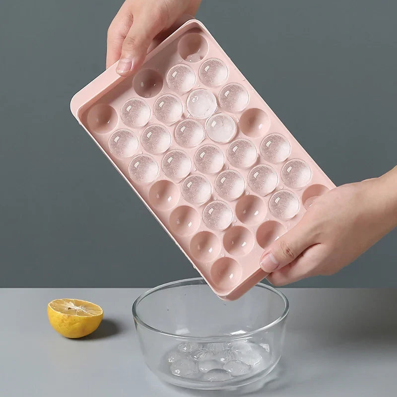 2PCS Round Ice Cube Mold / Tray