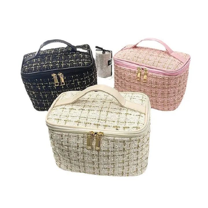 Korean Plaid Large Capacity Portable Makeup Bag Travel Toiletry Organizer