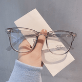 Vintage Anti-Blue Light Computer Glasses: Stylish Plain Frame for Digital Eye Strain