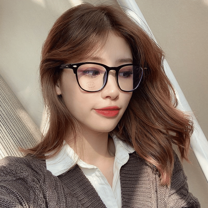 Vintage Anti-Blue Light Computer Glasses: Stylish Plain Frame for Digital Eye Strain