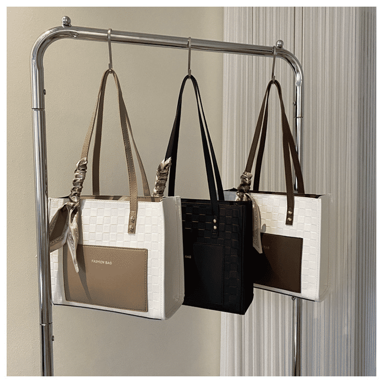 Women's Fashionable Large Capacity Shoulder Messenger Tote Bag - Casual Everyday Handbag