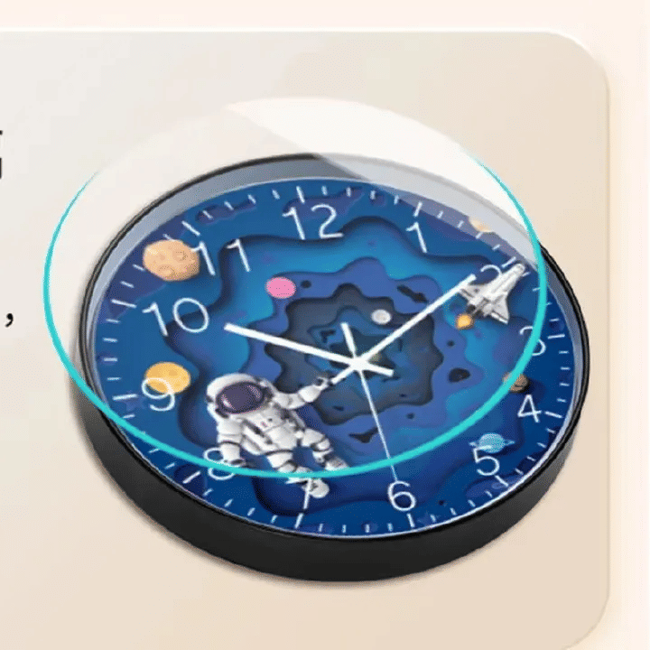 8in Astronaut Creative Wall Clock Silent Quartz Movement Plastic Glass Modern Home