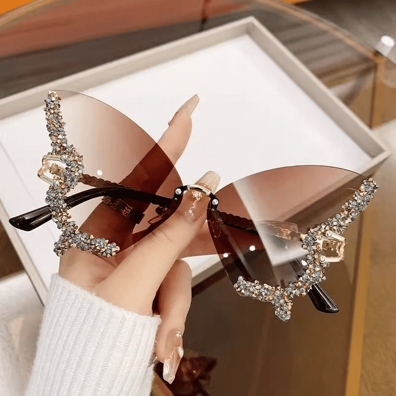 Chic Women's Butterfly Diamond Rimless Sunglasses - UV400 Personality Eyewear