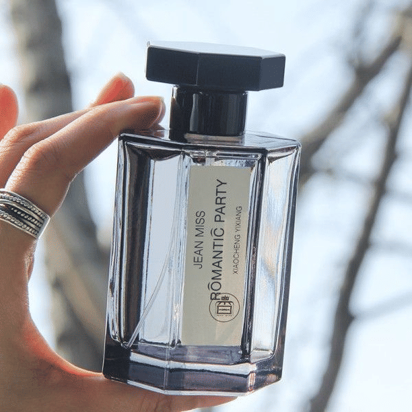 Generic 100ml Perfume Natural Wood Fresh Flower Fruit Scent