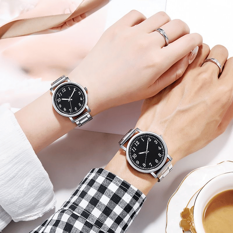 UPHUI Silver Couple Watch Set with Matching Rings 4-Piece Gift