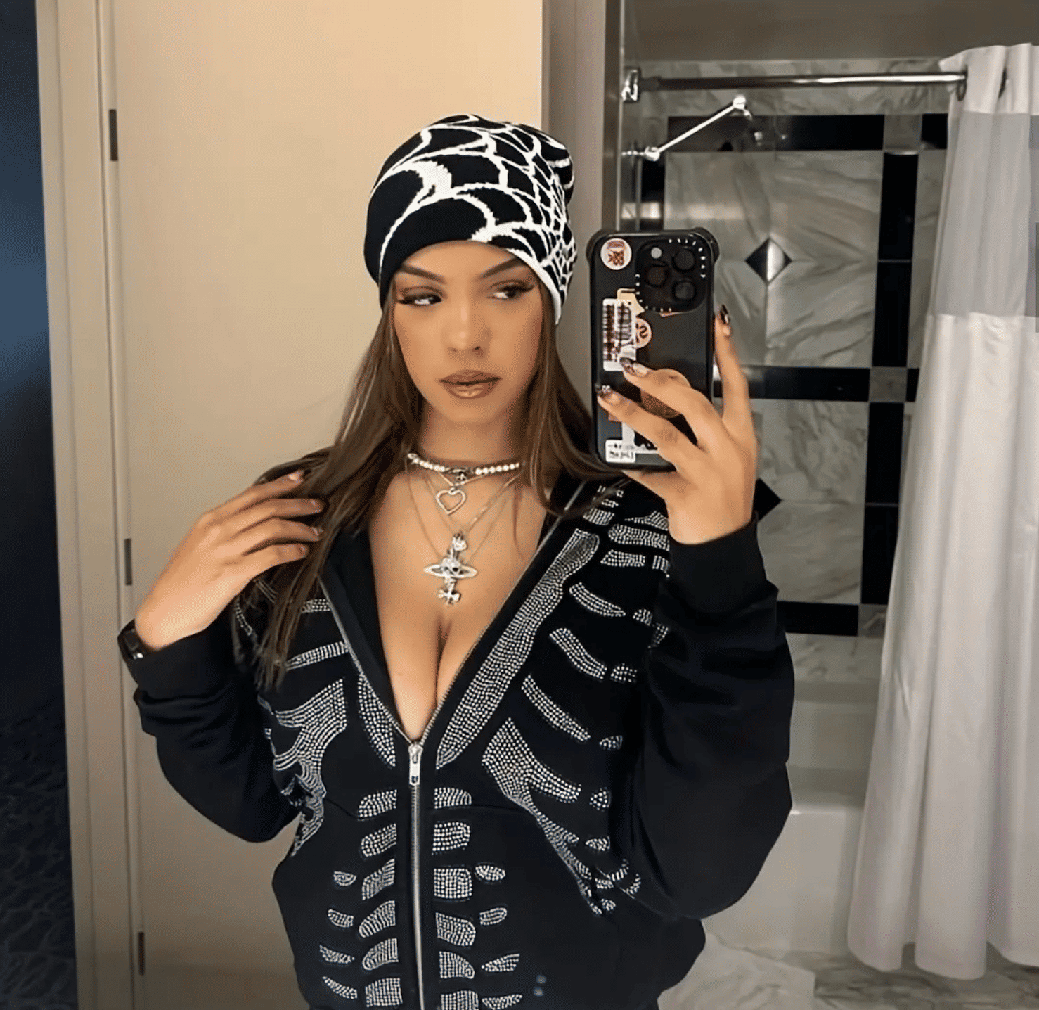 https://img.kilimall.com/c/public/store/8320/goods/image/101799633.jpg