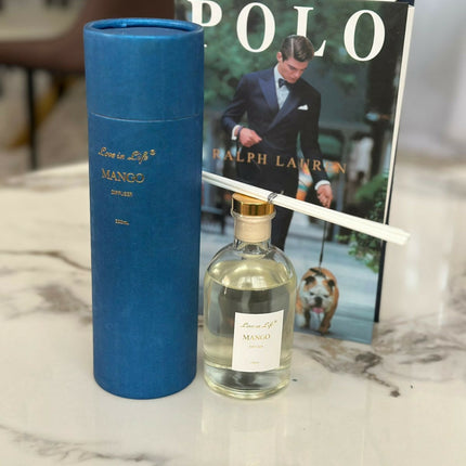 Luxury diffusers with canvas packaging